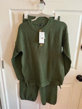 Pretty Garden Dark Green 2 Piece Lounge Knit Set
